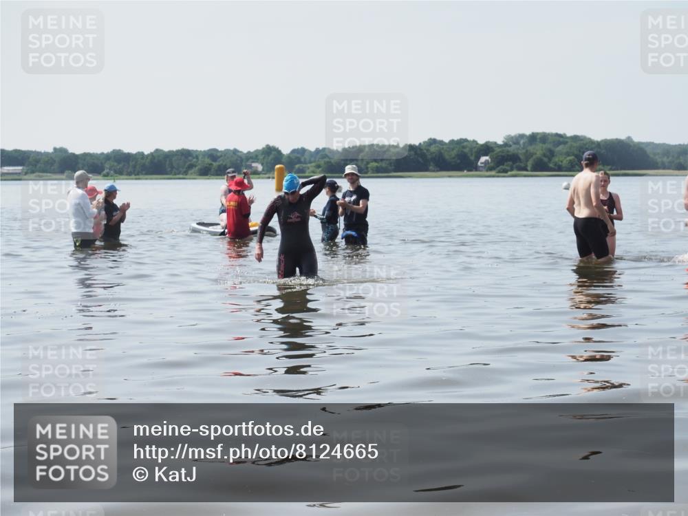 22.06.2025 - Viking Triathlon KatJ http://msf.ph/oto/8124665 22.06.2025 11:14:13 Schwimmen  meine-sportfotos.de