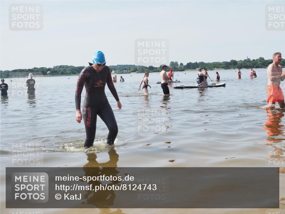 22.06.2025 - Viking Triathlon KatJ http://msf.ph/oto/8124743 22.06.2025 11:14:29 Schwimmen 405 meine-sportfotos.de