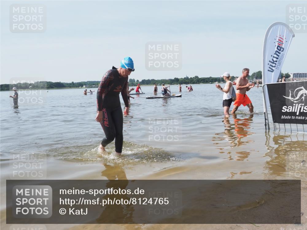 22.06.2025 - Viking Triathlon KatJ http://msf.ph/oto/8124765 22.06.2025 11:14:31 Schwimmen 405 meine-sportfotos.de