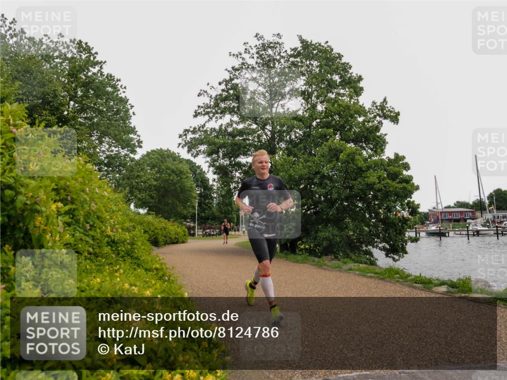 22.06.2025 - Viking Triathlon KatJ http://msf.ph/oto/8124786 22.06.2025 15:24:06 Laufen 619 meine-sportfotos.de