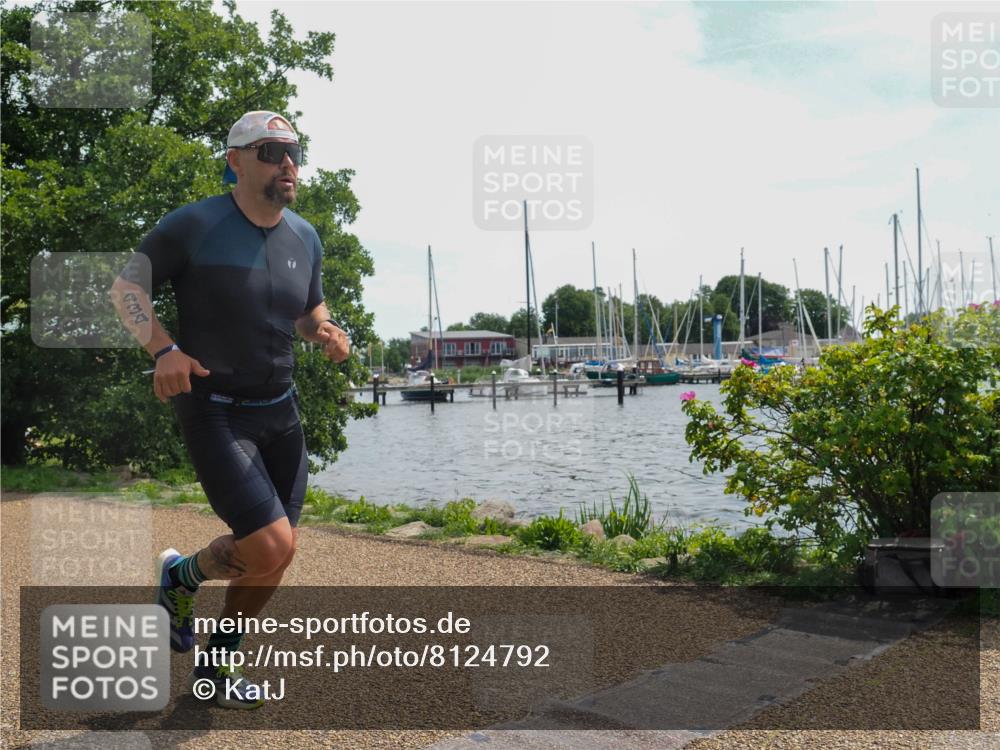 22.06.2025 - Viking Triathlon KatJ http://msf.ph/oto/8124792 22.06.2025 13:07:00 Laufen 434 meine-sportfotos.de