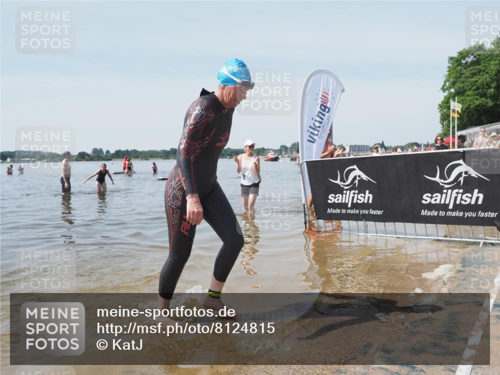 22.06.2025 - Viking Triathlon KatJ http://msf.ph/oto/8124815 22.06.2025 11:14:33 Schwimmen 405 meine-sportfotos.de