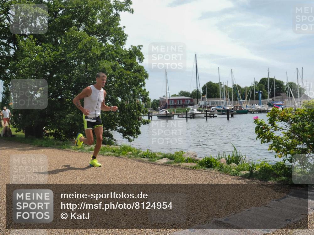 22.06.2025 - Viking Triathlon KatJ http://msf.ph/oto/8124954 22.06.2025 13:07:18 Laufen 349 meine-sportfotos.de