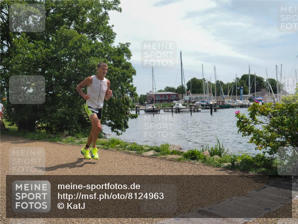 22.06.2025 - Viking Triathlon KatJ http://msf.ph/oto/8124963 22.06.2025 13:07:18 Laufen 349 meine-sportfotos.de