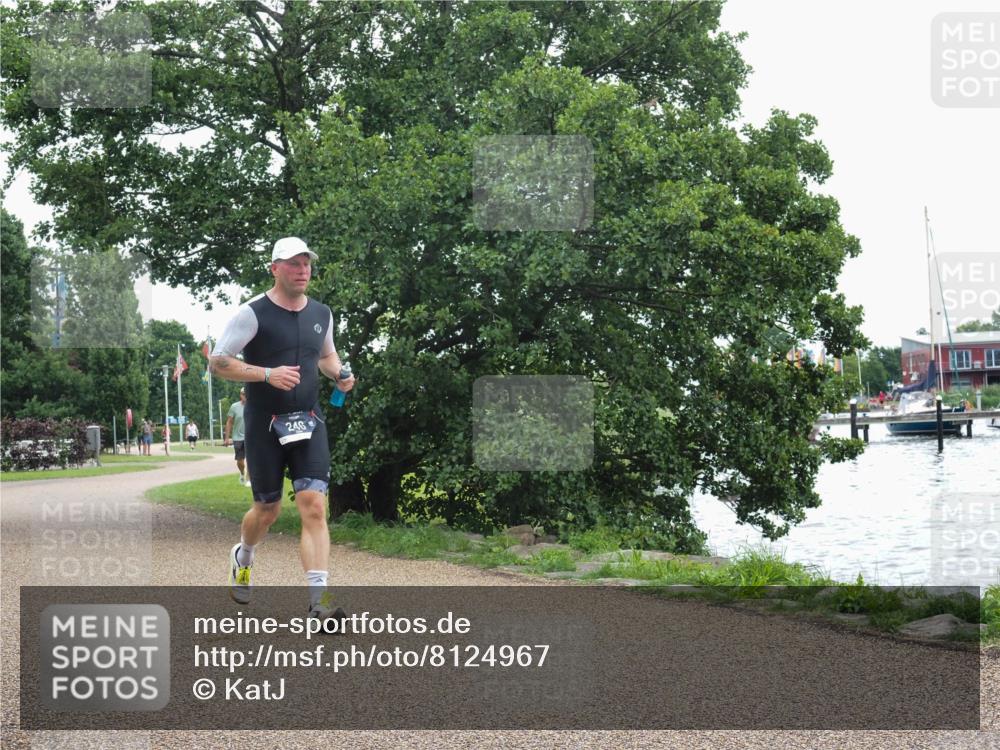 22.06.2025 - Viking Triathlon KatJ http://msf.ph/oto/8124967 22.06.2025 15:26:02 Laufen 246 meine-sportfotos.de