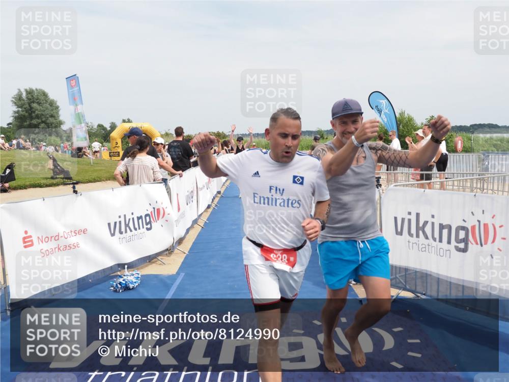 22.06.2025 - Viking Triathlon MichiJ http://msf.ph/oto/8124990 22.06.2025 15:15:25 Ziel 374, 638 meine-sportfotos.de
