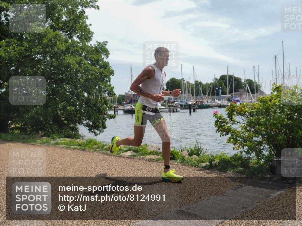 22.06.2025 - Viking Triathlon KatJ http://msf.ph/oto/8124991 22.06.2025 13:07:19 Laufen 349 meine-sportfotos.de