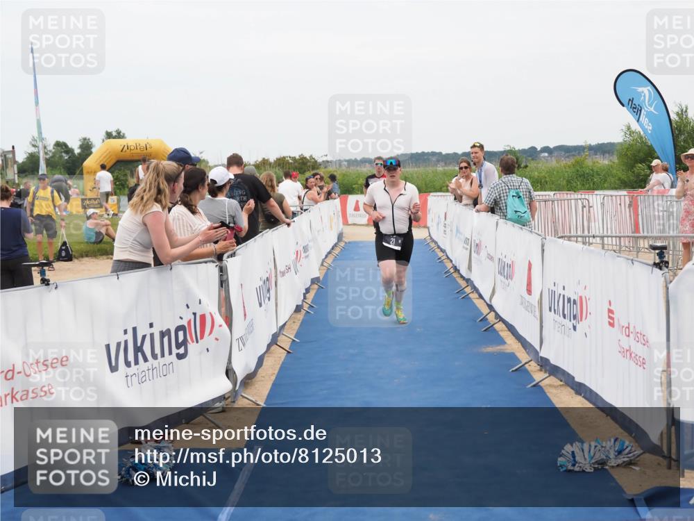 22.06.2025 - Viking Triathlon MichiJ http://msf.ph/oto/8125013 22.06.2025 15:19:35 Ziel 21, 387 meine-sportfotos.de