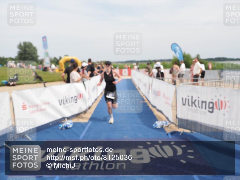 22.06.2025 - Viking Triathlon MichiJ http://msf.ph/oto/8125036 22.06.2025 15:15:28 Ziel 374, 638 meine-sportfotos.de