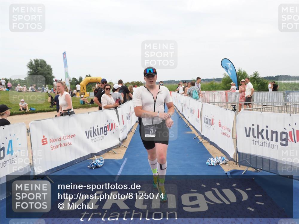 22.06.2025 - Viking Triathlon MichiJ http://msf.ph/oto/8125074 22.06.2025 15:19:37 Ziel 21, 387 meine-sportfotos.de