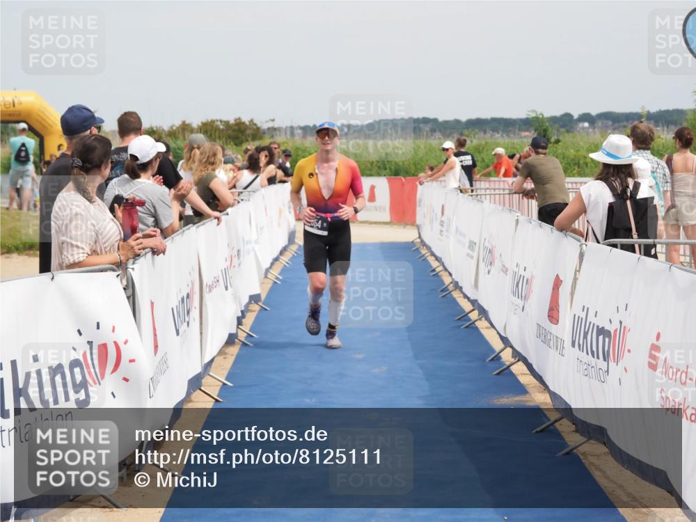 22.06.2025 - Viking Triathlon MichiJ http://msf.ph/oto/8125111 22.06.2025 15:15:45 Ziel 554 meine-sportfotos.de