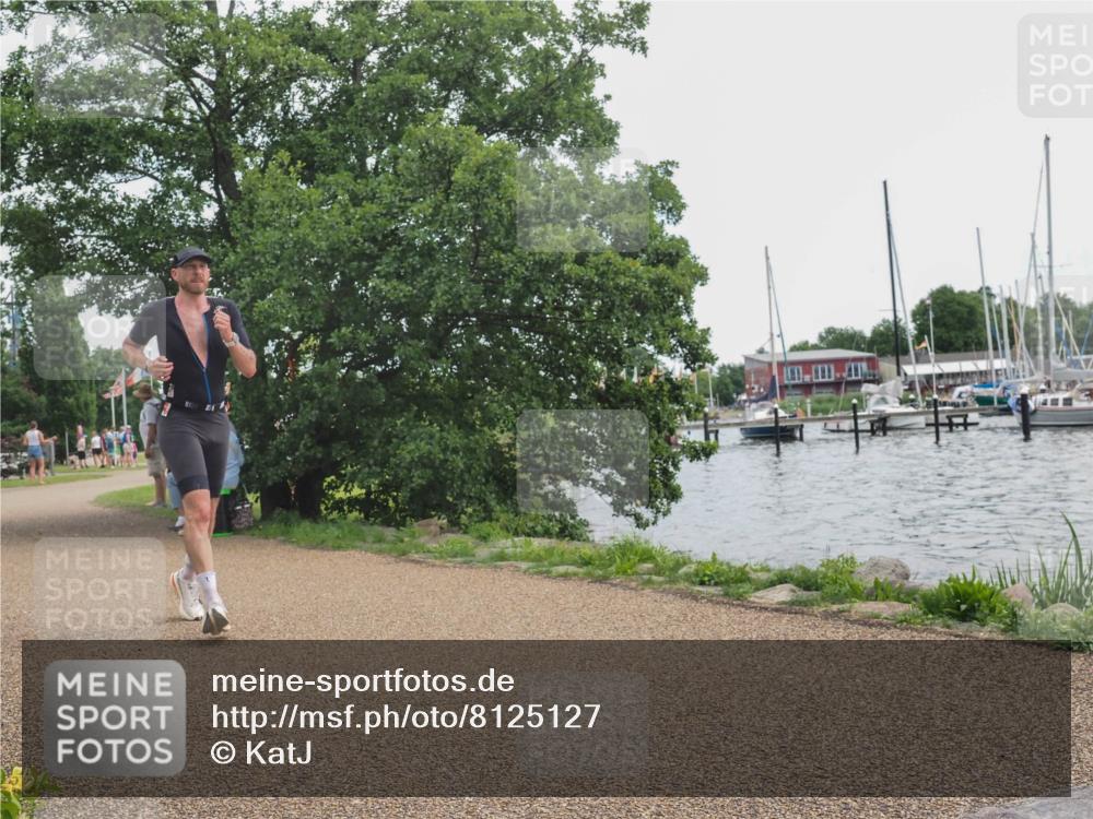 22.06.2025 - Viking Triathlon KatJ http://msf.ph/oto/8125127 22.06.2025 13:42:57 Laufen 342, 388 meine-sportfotos.de