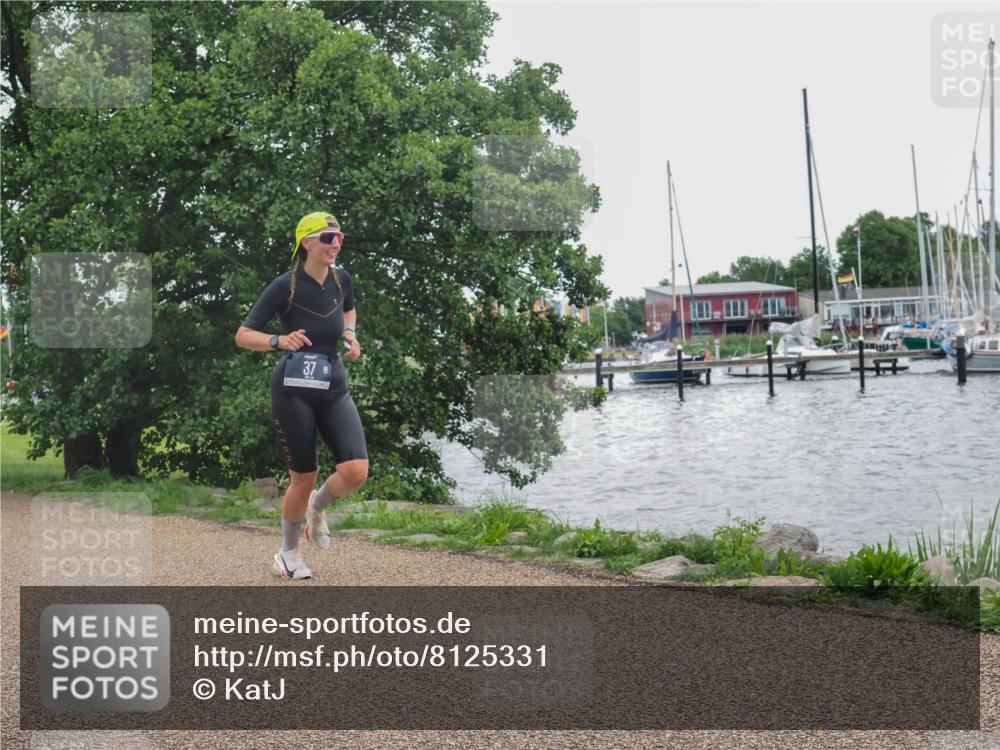 22.06.2025 - Viking Triathlon KatJ http://msf.ph/oto/8125331 22.06.2025 15:27:22 Laufen 37, 102 meine-sportfotos.de