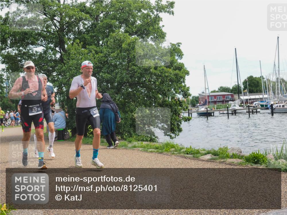 22.06.2025 - Viking Triathlon KatJ http://msf.ph/oto/8125401 22.06.2025 13:43:55 Laufen 40, 135, 327, 434, 448 meine-sportfotos.de