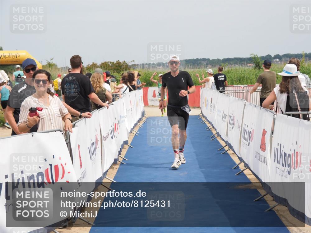 22.06.2025 - Viking Triathlon MichiJ http://msf.ph/oto/8125431 22.06.2025 15:16:28 Ziel 162, 266 meine-sportfotos.de