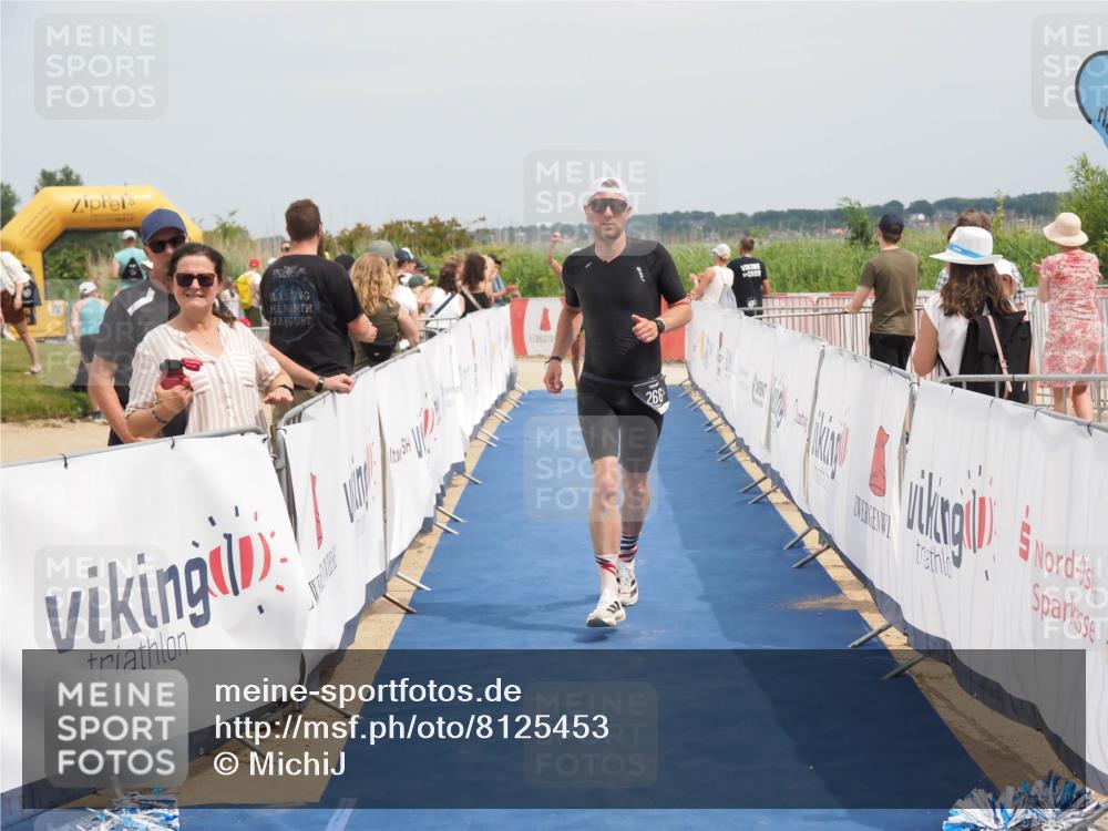22.06.2025 - Viking Triathlon MichiJ http://msf.ph/oto/8125453 22.06.2025 15:16:28 Ziel 162, 266 meine-sportfotos.de