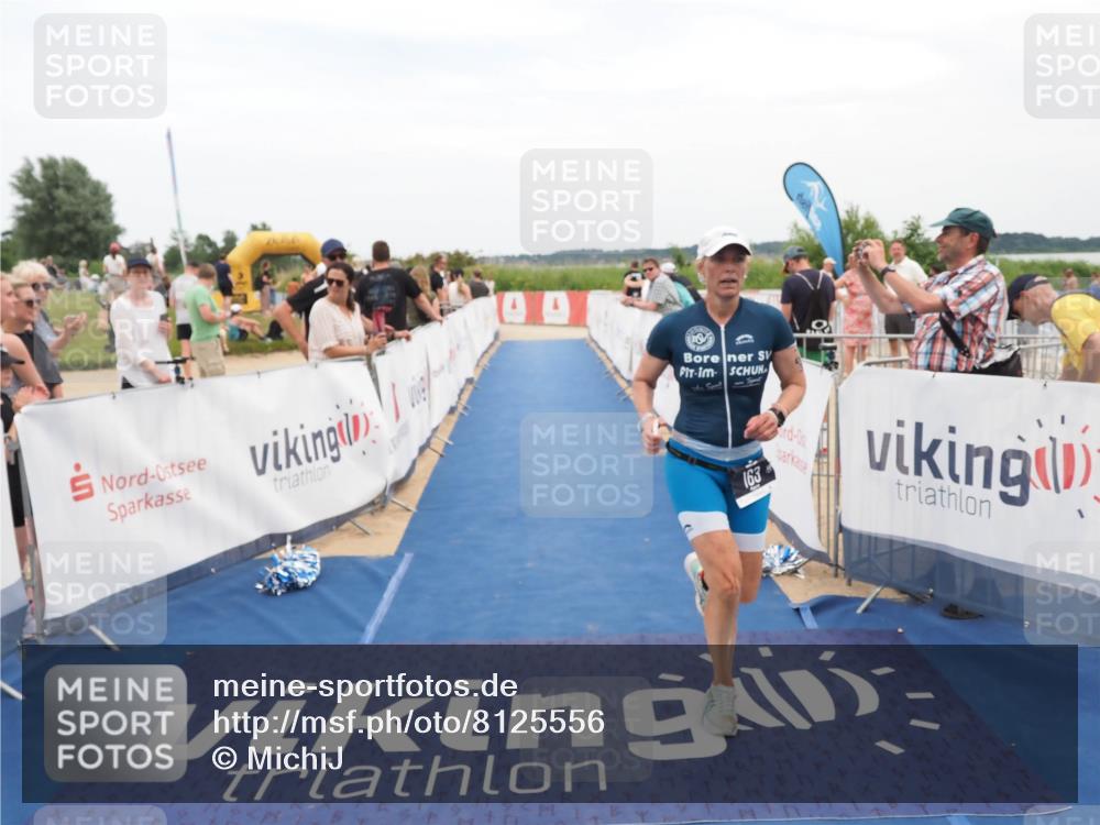 22.06.2025 - Viking Triathlon MichiJ http://msf.ph/oto/8125556 22.06.2025 15:20:50 Ziel 163 meine-sportfotos.de