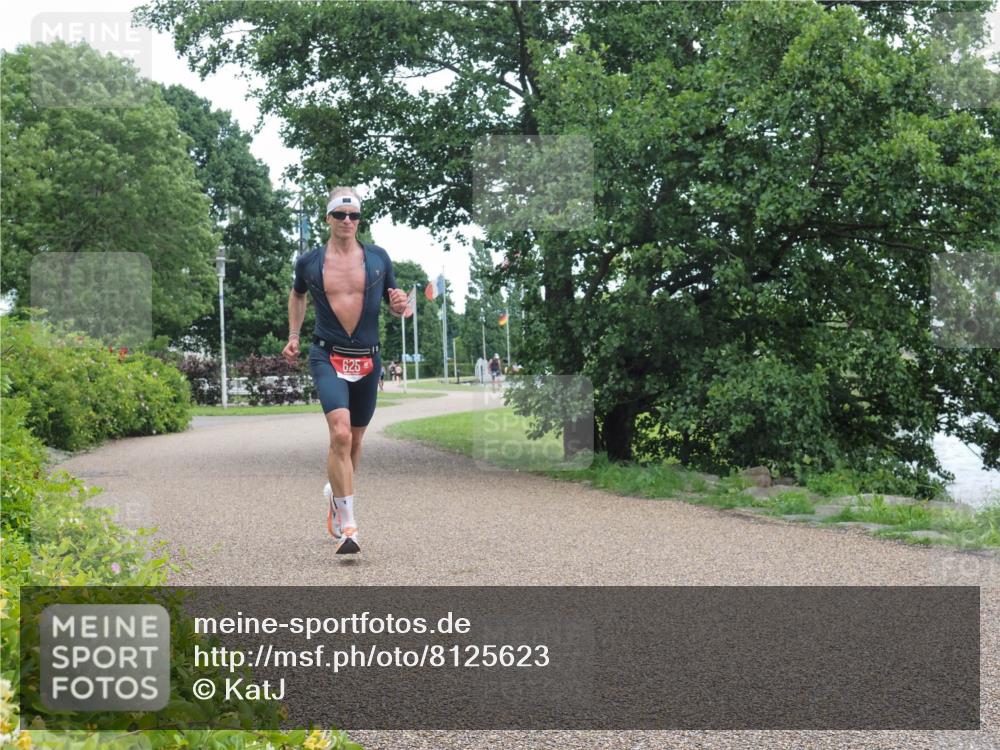 22.06.2025 - Viking Triathlon KatJ http://msf.ph/oto/8125623 22.06.2025 15:27:57 Laufen 625 meine-sportfotos.de