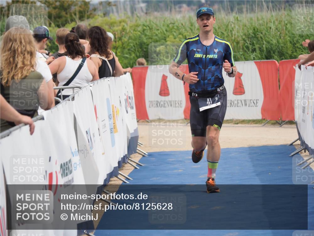 22.06.2025 - Viking Triathlon MichiJ http://msf.ph/oto/8125628 22.06.2025 15:16:45 Ziel 41 meine-sportfotos.de