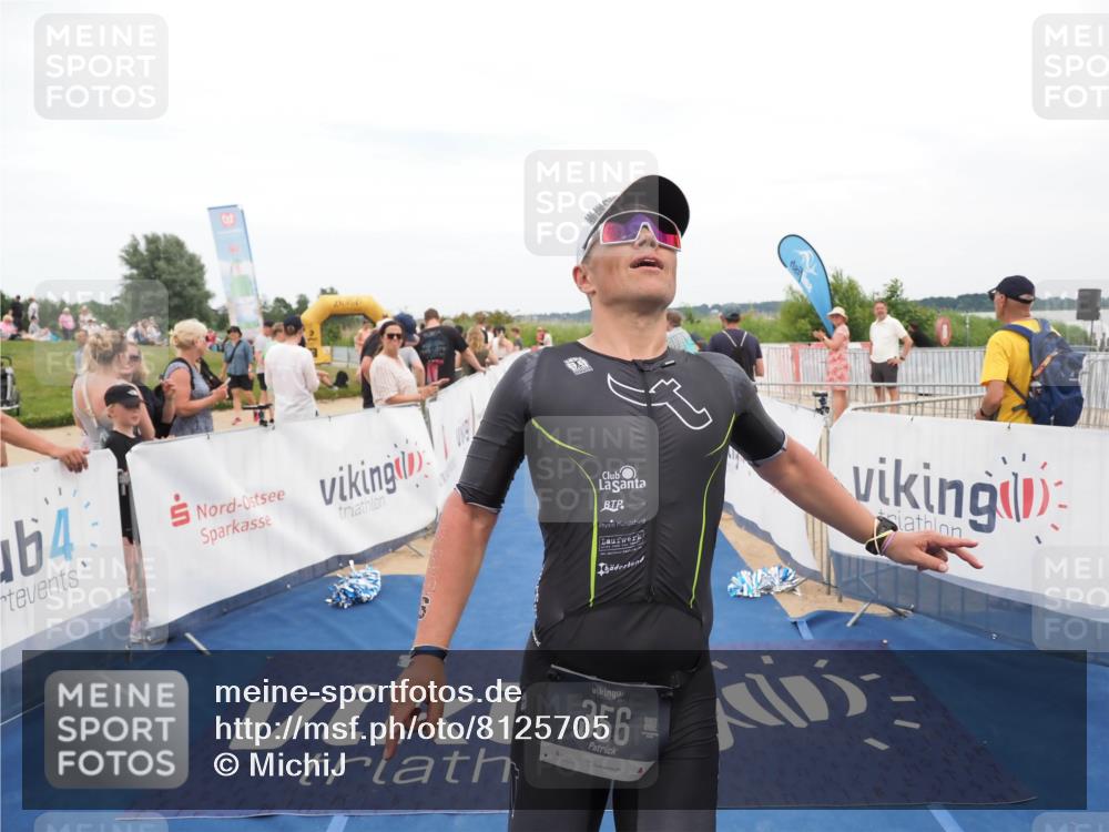 22.06.2025 - Viking Triathlon MichiJ http://msf.ph/oto/8125705 22.06.2025 15:21:02 Ziel 356 meine-sportfotos.de