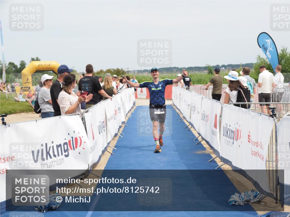 22.06.2025 - Viking Triathlon MichiJ http://msf.ph/oto/8125742 22.06.2025 15:16:49 Ziel 41 meine-sportfotos.de