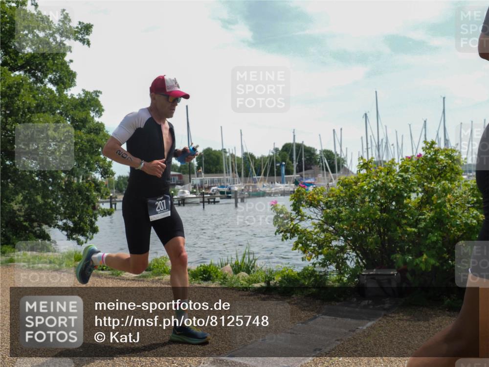 22.06.2025 - Viking Triathlon KatJ http://msf.ph/oto/8125748 22.06.2025 13:08:16 Laufen 207, 348, 388, 546 meine-sportfotos.de