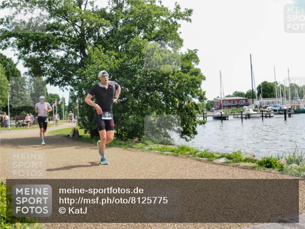 22.06.2025 - Viking Triathlon KatJ http://msf.ph/oto/8125775 22.06.2025 13:08:21 Laufen 187, 448 meine-sportfotos.de