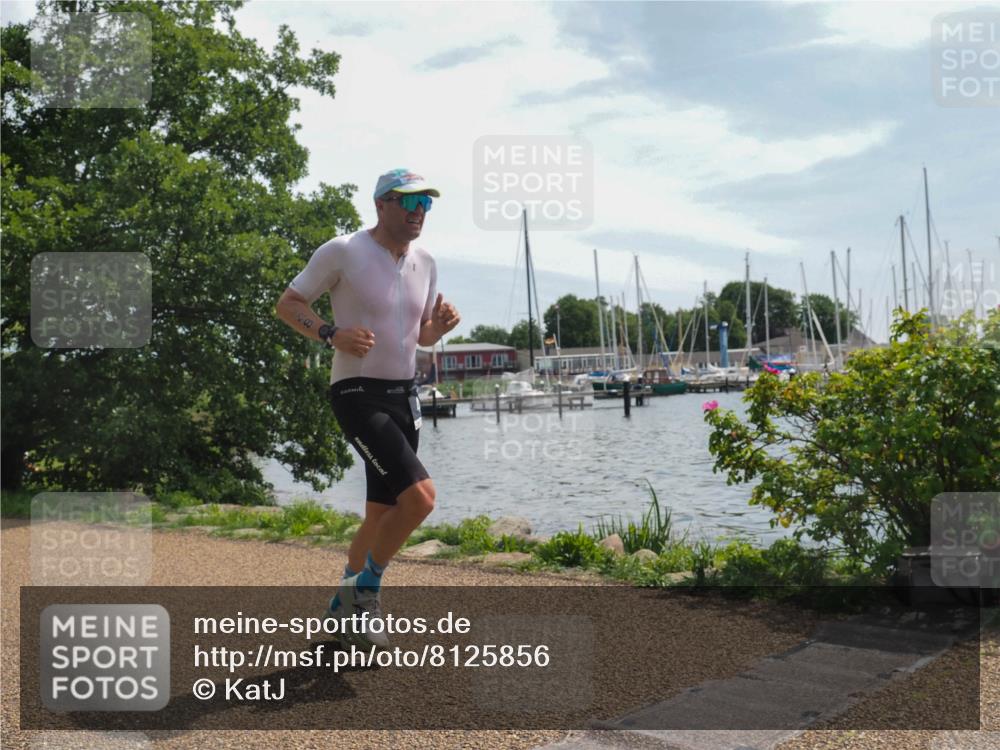 22.06.2025 - Viking Triathlon KatJ http://msf.ph/oto/8125856 22.06.2025 13:08:23 Laufen 187, 448 meine-sportfotos.de