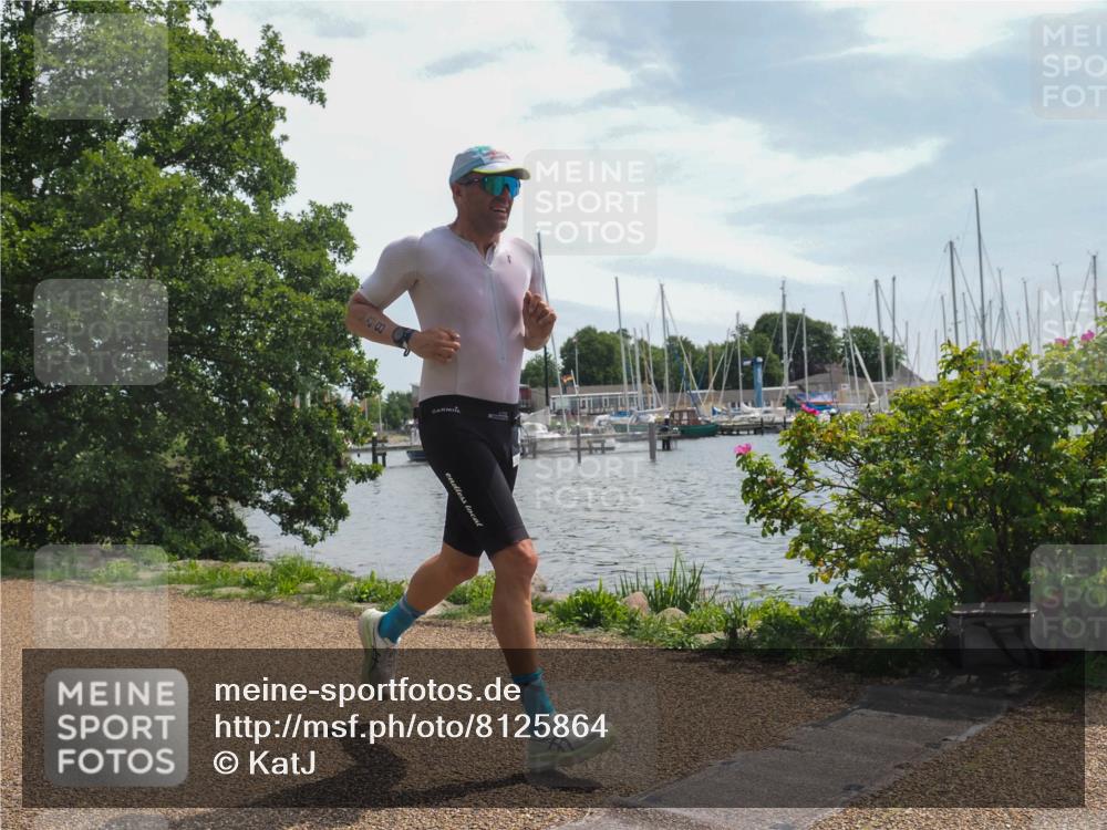 22.06.2025 - Viking Triathlon KatJ http://msf.ph/oto/8125864 22.06.2025 13:08:23 Laufen 187, 448 meine-sportfotos.de