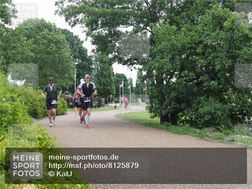 22.06.2025 - Viking Triathlon KatJ http://msf.ph/oto/8125879 22.06.2025 15:28:39 Laufen 97 meine-sportfotos.de