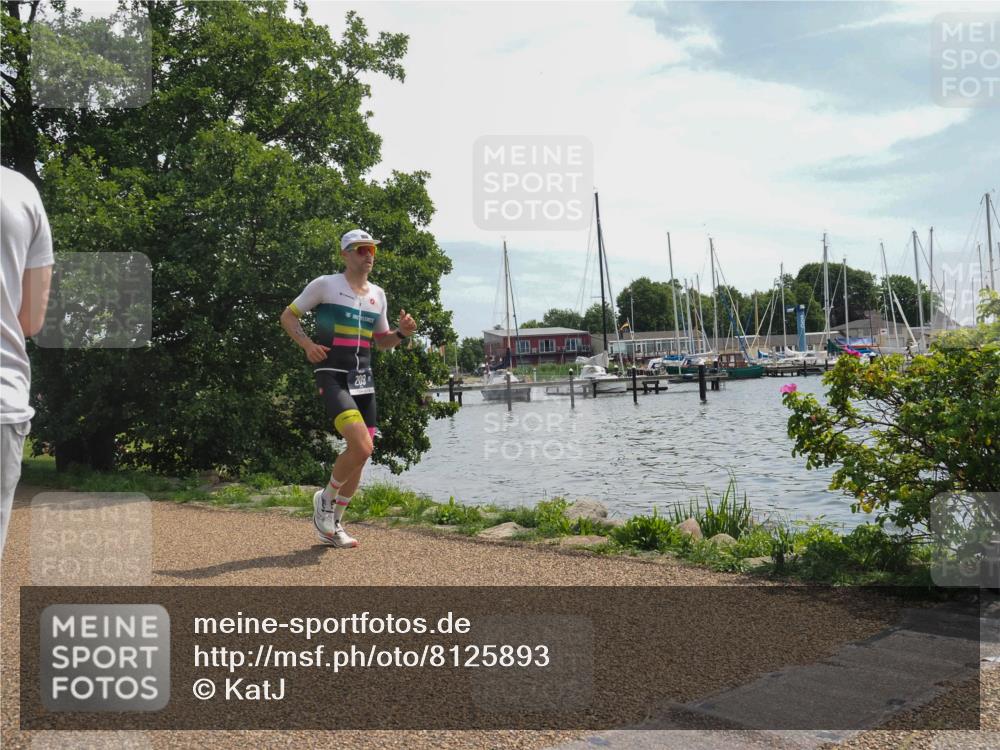 22.06.2025 - Viking Triathlon KatJ http://msf.ph/oto/8125893 22.06.2025 13:08:32 Laufen 209 meine-sportfotos.de