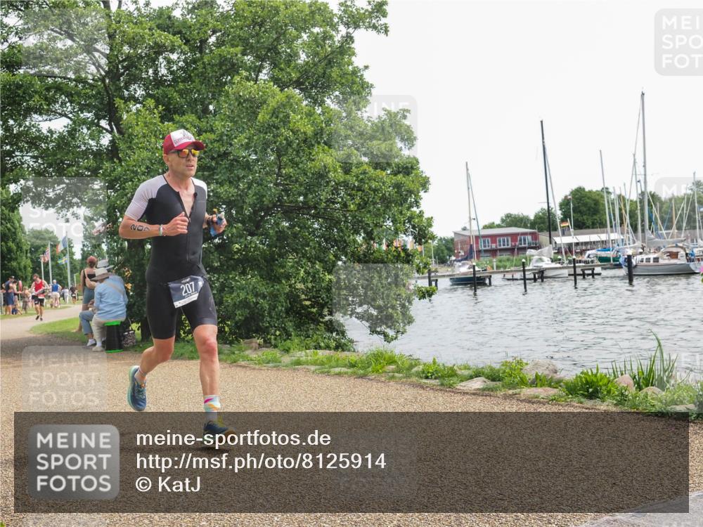 22.06.2025 - Viking Triathlon KatJ http://msf.ph/oto/8125914 22.06.2025 13:45:11 Laufen 207 meine-sportfotos.de