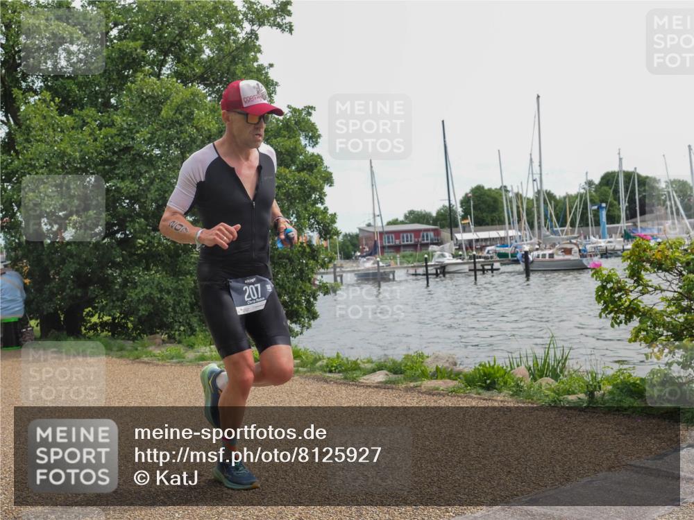 22.06.2025 - Viking Triathlon KatJ http://msf.ph/oto/8125927 22.06.2025 13:45:12 Laufen 207 meine-sportfotos.de