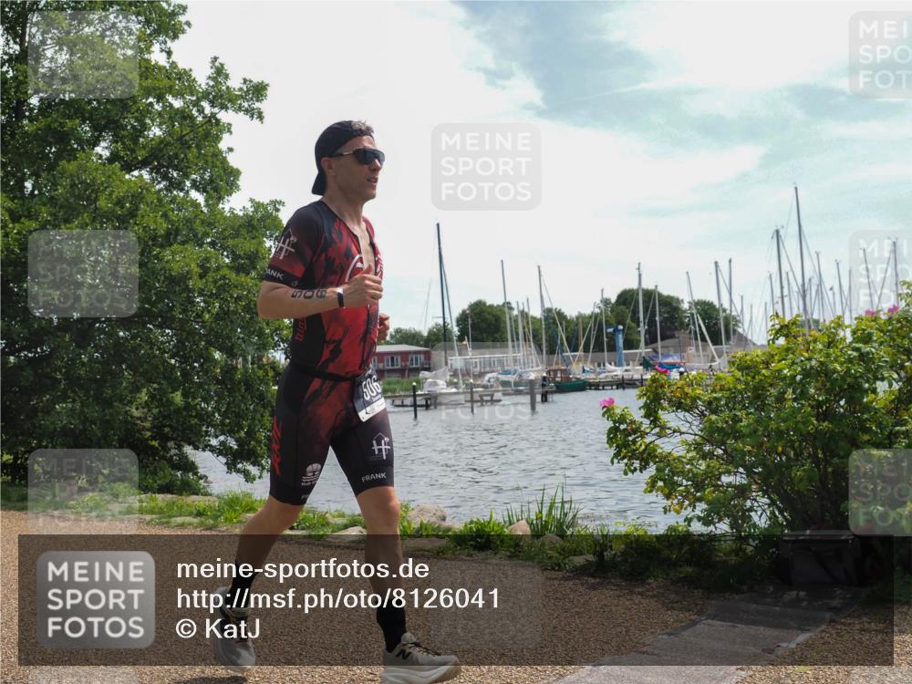 22.06.2025 - Viking Triathlon KatJ http://msf.ph/oto/8126041 22.06.2025 13:08:46 Laufen 506 meine-sportfotos.de