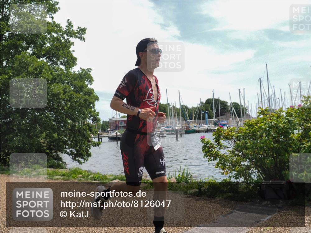 22.06.2025 - Viking Triathlon KatJ http://msf.ph/oto/8126047 22.06.2025 13:08:46 Laufen 506 meine-sportfotos.de