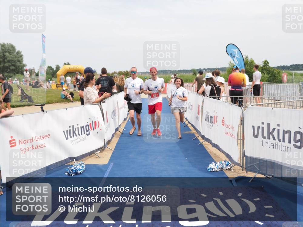 22.06.2025 - Viking Triathlon MichiJ http://msf.ph/oto/8126056 22.06.2025 15:17:13 Ziel 253, 657 meine-sportfotos.de