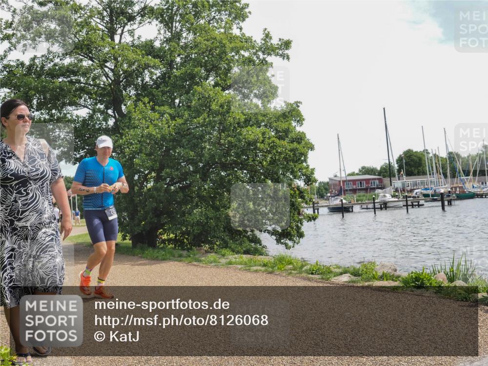 22.06.2025 - Viking Triathlon KatJ http://msf.ph/oto/8126068 22.06.2025 13:08:51 Laufen 216, 428 meine-sportfotos.de