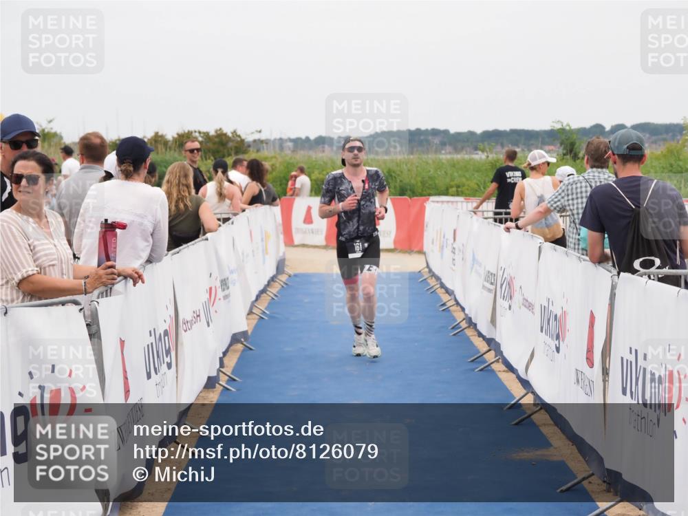 22.06.2025 - Viking Triathlon MichiJ http://msf.ph/oto/8126079 22.06.2025 15:22:34 Ziel 161 meine-sportfotos.de