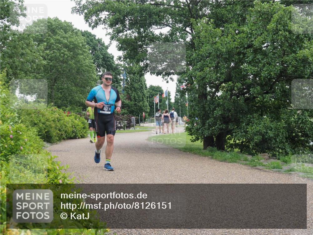 22.06.2025 - Viking Triathlon KatJ http://msf.ph/oto/8126151 22.06.2025 15:29:11 Laufen 467 meine-sportfotos.de