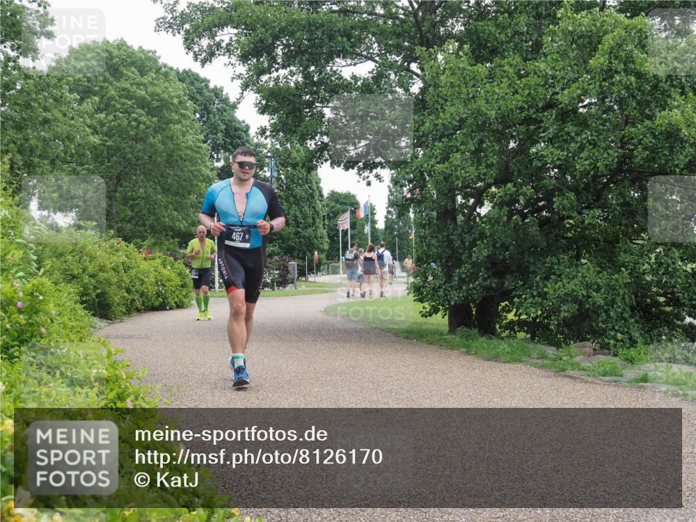 22.06.2025 - Viking Triathlon KatJ http://msf.ph/oto/8126170 22.06.2025 15:29:11 Laufen 467 meine-sportfotos.de