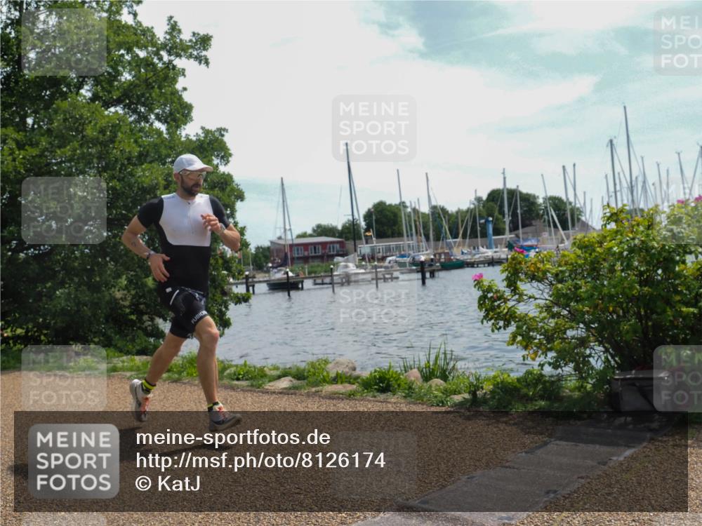 22.06.2025 - Viking Triathlon KatJ http://msf.ph/oto/8126174 22.06.2025 13:08:57 Laufen 7 meine-sportfotos.de
