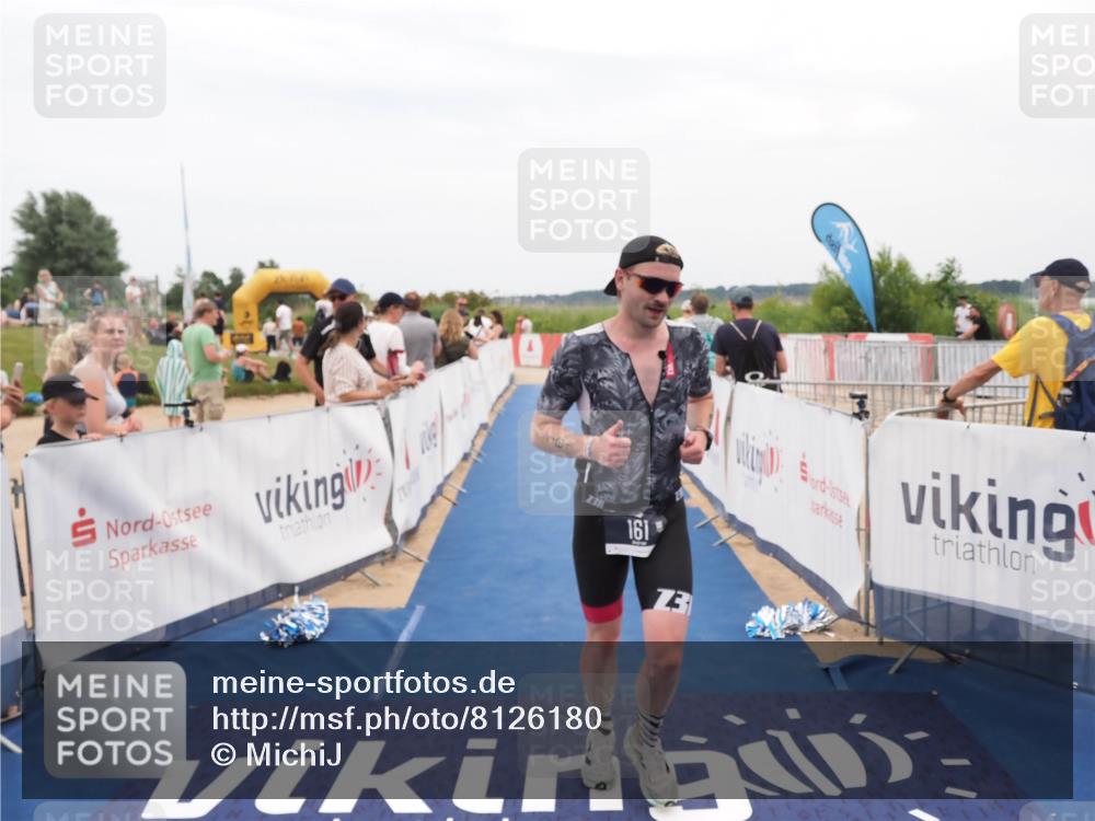22.06.2025 - Viking Triathlon MichiJ http://msf.ph/oto/8126180 22.06.2025 15:22:37 Ziel 161 meine-sportfotos.de