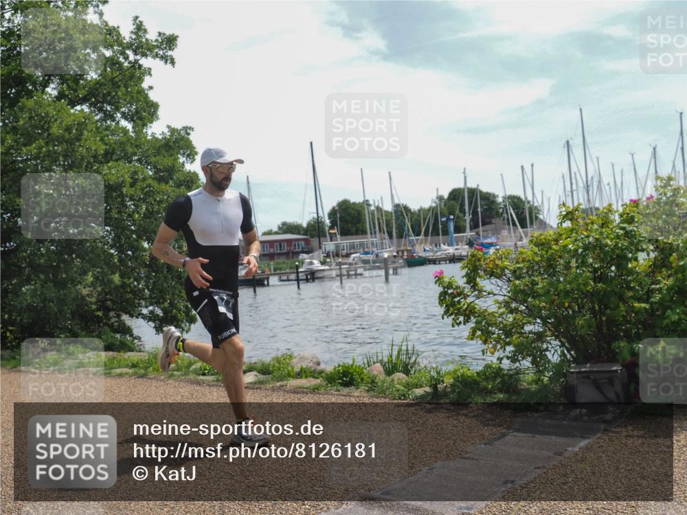 22.06.2025 - Viking Triathlon KatJ http://msf.ph/oto/8126181 22.06.2025 13:08:57 Laufen 7 meine-sportfotos.de