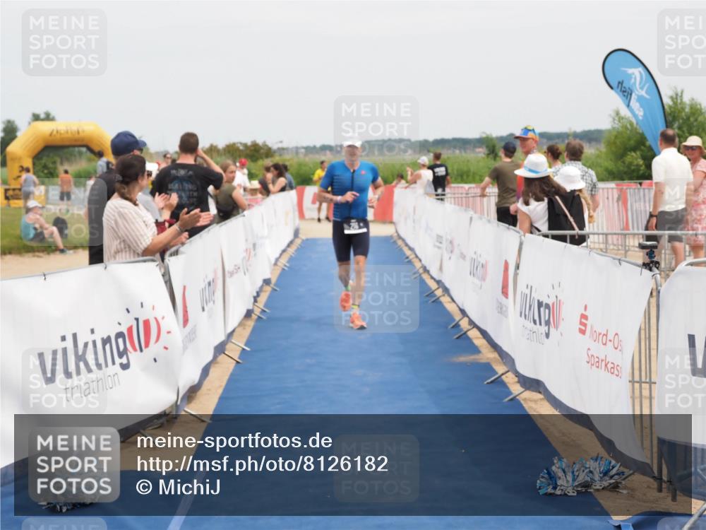 22.06.2025 - Viking Triathlon MichiJ http://msf.ph/oto/8126182 22.06.2025 15:17:31 Ziel 216 meine-sportfotos.de