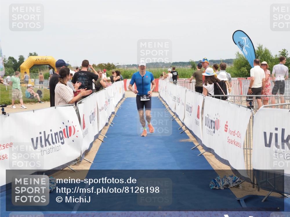 22.06.2025 - Viking Triathlon MichiJ http://msf.ph/oto/8126198 22.06.2025 15:17:32 Ziel 216 meine-sportfotos.de