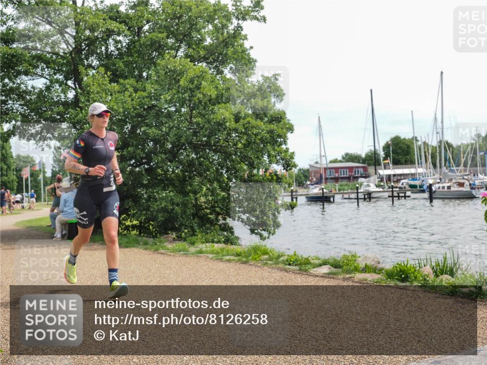 22.06.2025 - Viking Triathlon KatJ http://msf.ph/oto/8126258 22.06.2025 13:45:51 Laufen 221 meine-sportfotos.de