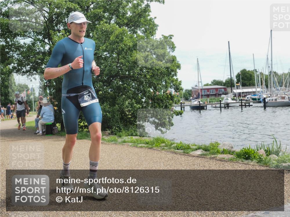 22.06.2025 - Viking Triathlon KatJ http://msf.ph/oto/8126315 22.06.2025 13:46:17 Laufen 457 meine-sportfotos.de