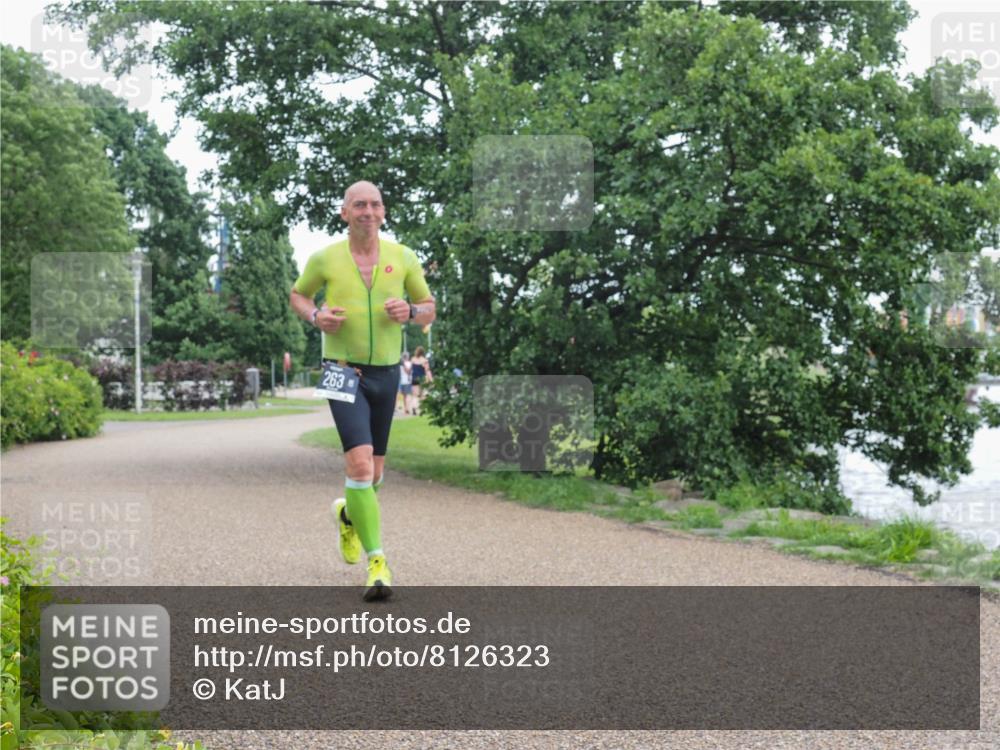 22.06.2025 - Viking Triathlon KatJ http://msf.ph/oto/8126323 22.06.2025 15:29:15 Laufen 263, 467 meine-sportfotos.de