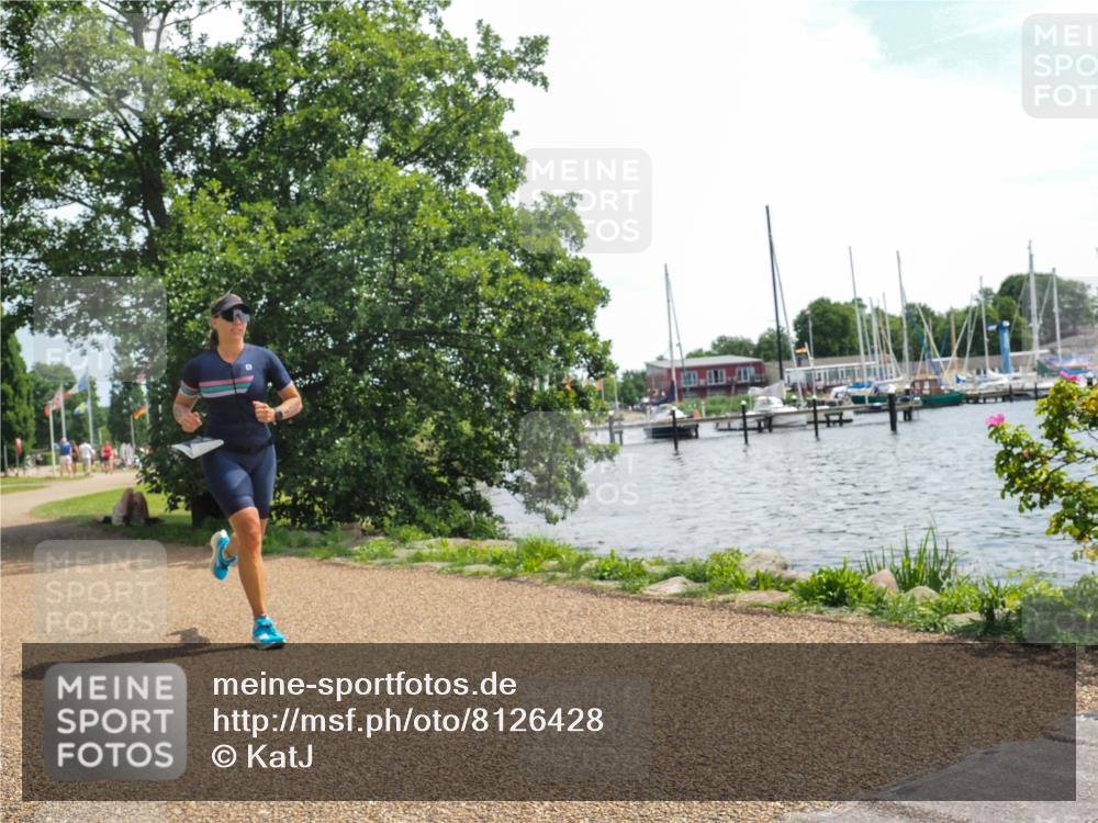 22.06.2025 - Viking Triathlon KatJ http://msf.ph/oto/8126428 22.06.2025 13:09:24 Laufen 301 meine-sportfotos.de
