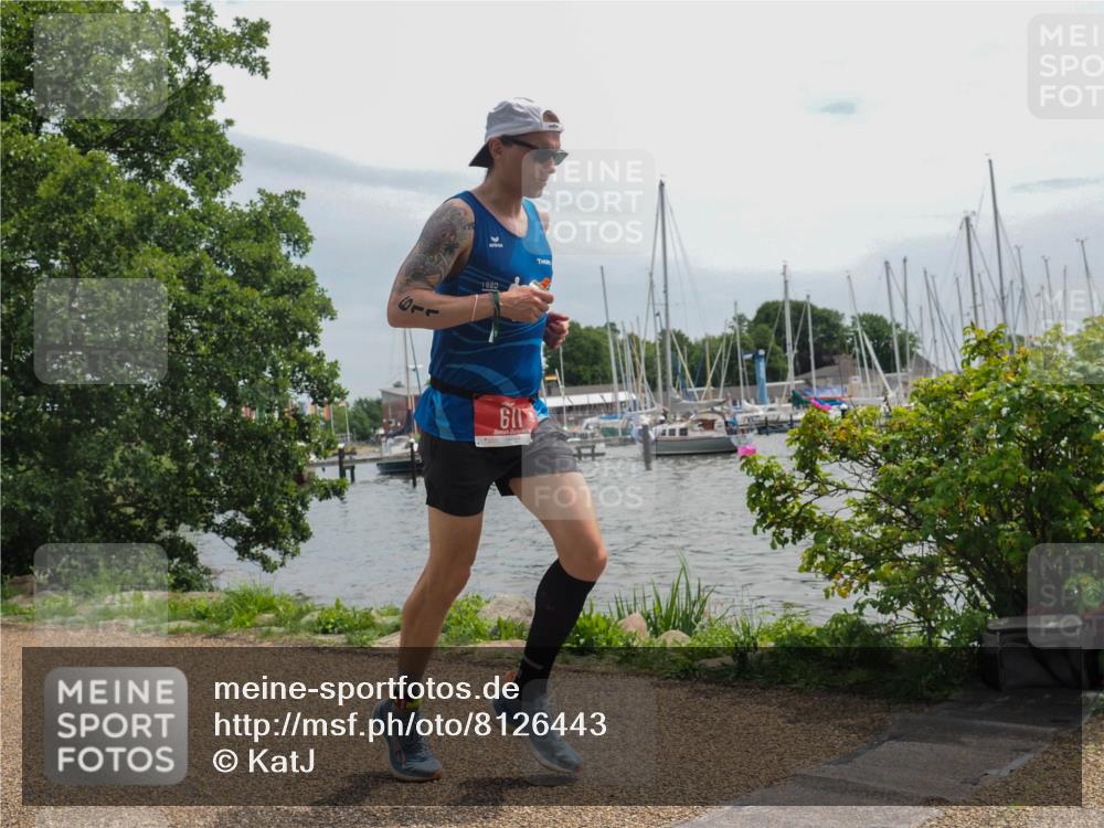22.06.2025 - Viking Triathlon KatJ http://msf.ph/oto/8126443 22.06.2025 13:46:41 Laufen 611 meine-sportfotos.de